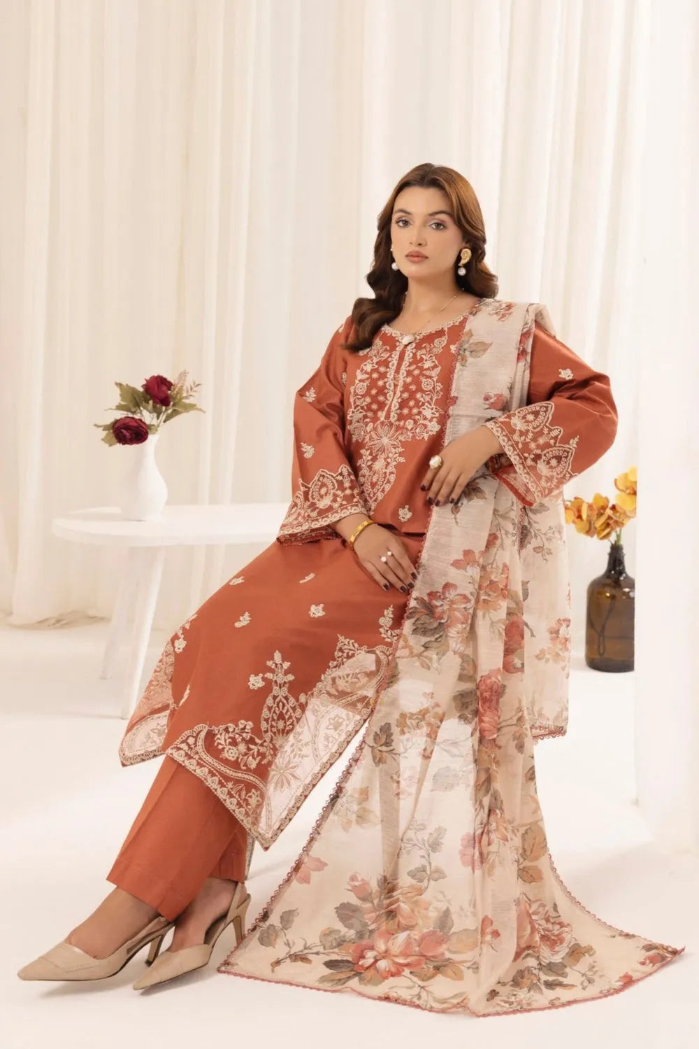 MOHAGNI Dhanak Embriodered 3 Piece